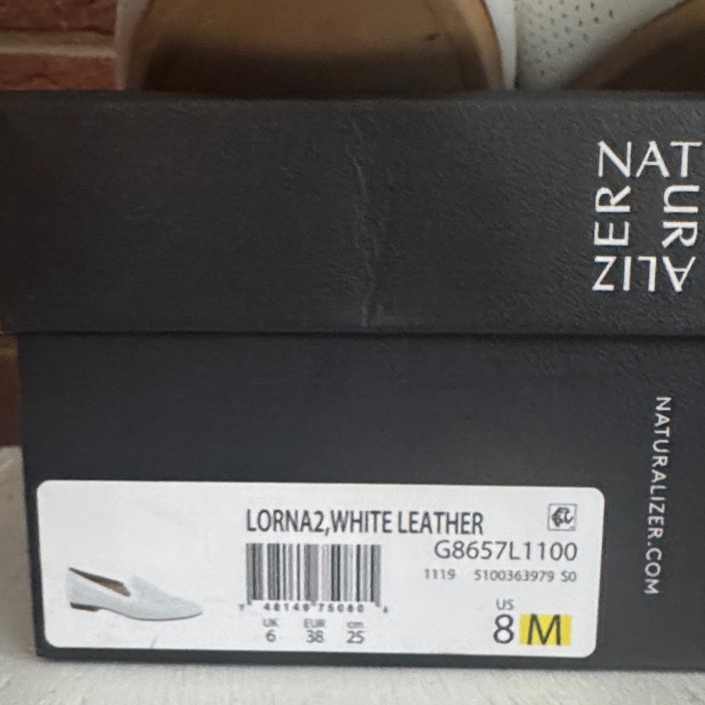 Naturalizer Lorna 2 White Perforated Leather Loafer 8M - Picture 7 of 8